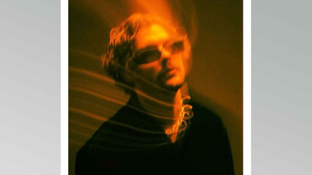 Discrete & Welt - Let Me Down