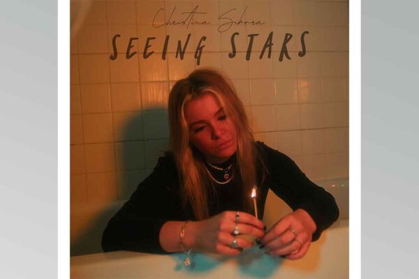 seeing stars: lo nuevo de Christina Sikora que debes escuchar