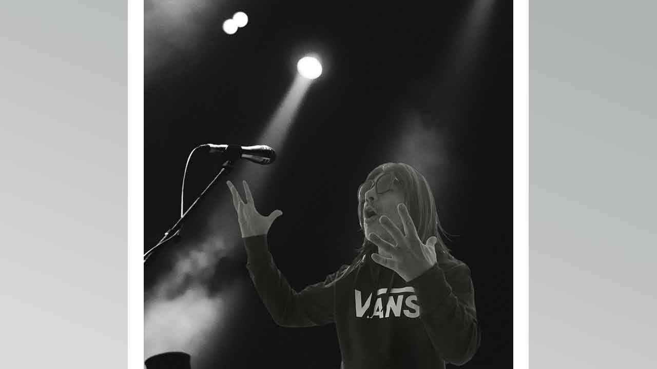 'Objetos y Extraños' una pista de El Kintano Y La Venerea que tenés que escuchar