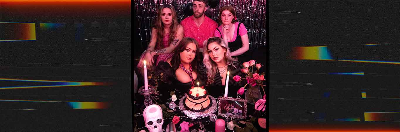 Komparrison pone a rodar 'He Doesn't Get It'