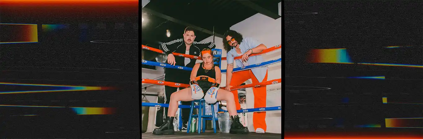 MONOWHALES - Hear Me Out [Video]