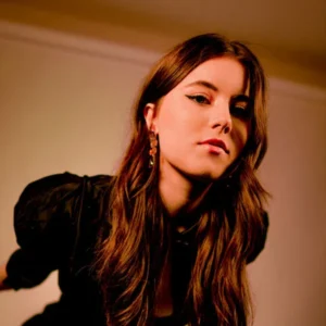 Laura Davidson - Obsessed [Single]