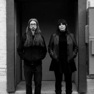 Holding Hour - Come Undone [Single]