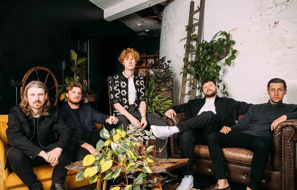 FOARN - Lights [Single]