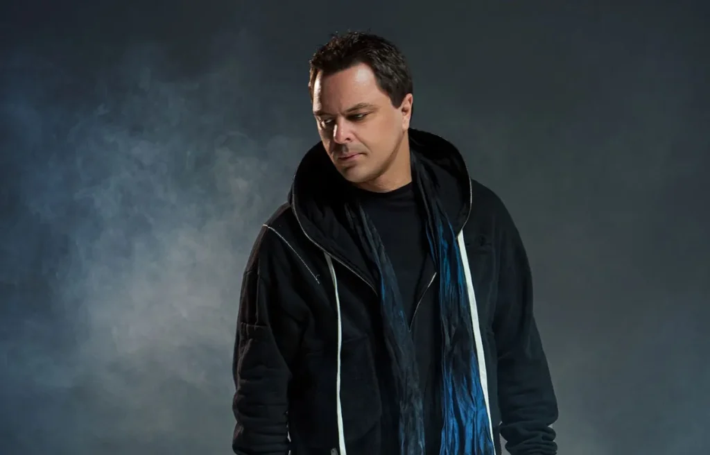 Markus Schulz - You Belong [Video] 