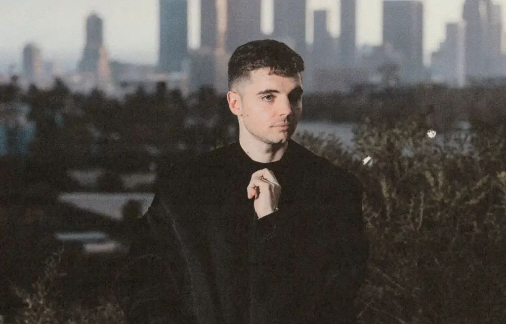 HOLLY and Jasper - Another Earth [Single]