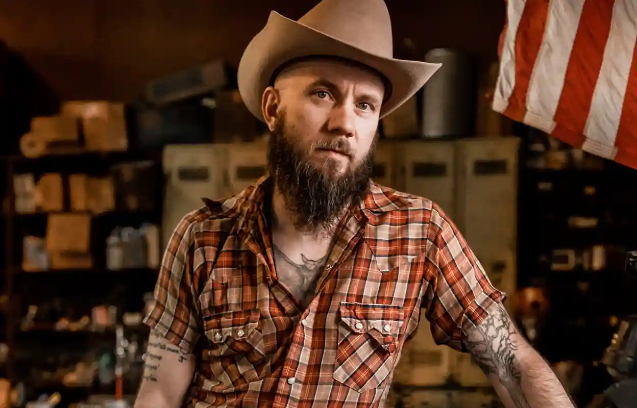 Luke Powers - Champagne Taste [Single]