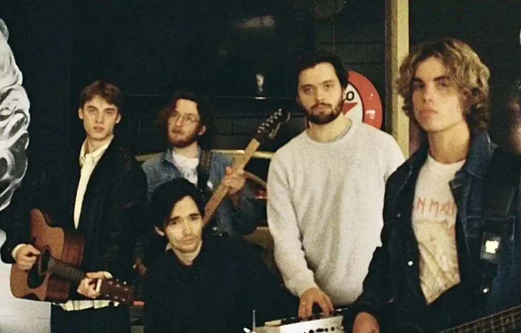 The Foams - Daydreams [Single]