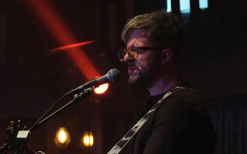 Nathan O'Regan - Poetry In Motion [Single]