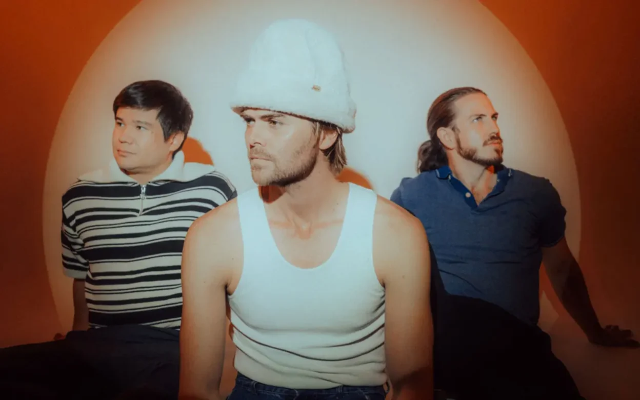 Valley Onda - Minacious [Single]