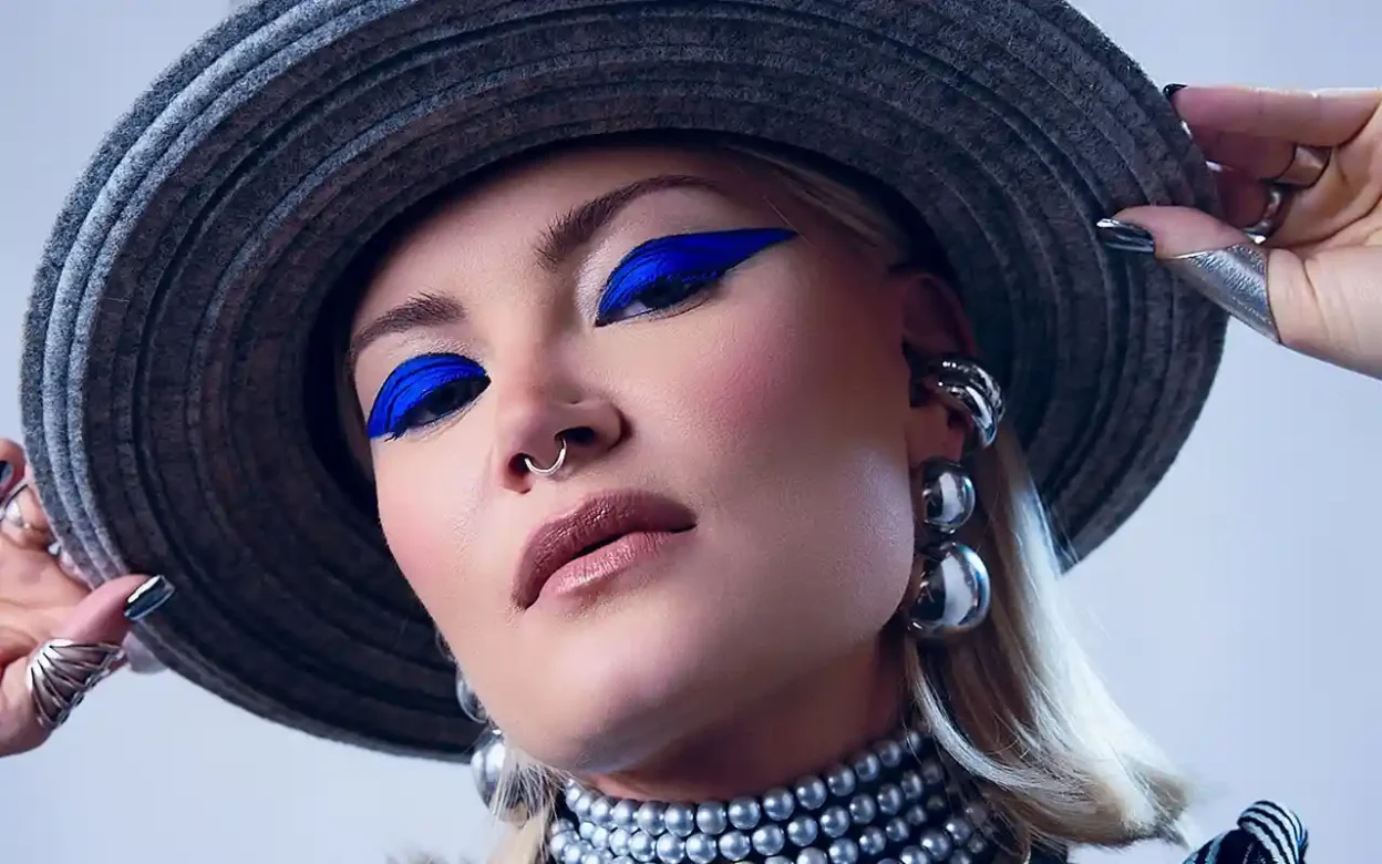 Alana Hil - Heartbleed Over Coffee [Video]