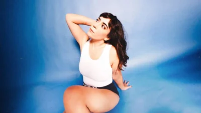 Oleyada - Caroline Calloway [Single]