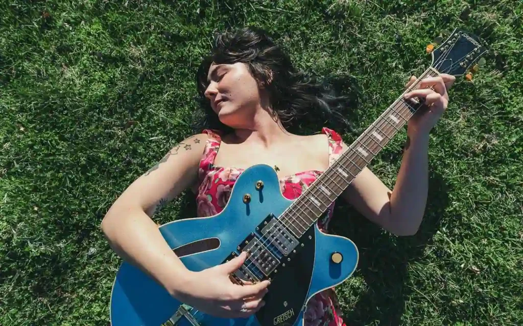 Virginia Louise - Bittersweet [Single]