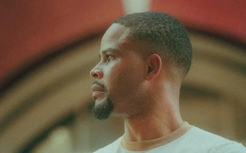 Kenny Sharp - Amy [Video]