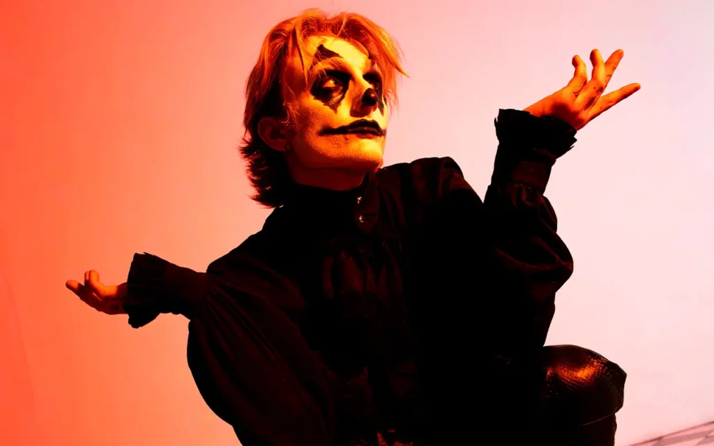 Love Ghost and The Skinner Brothers - Worth It [Video]