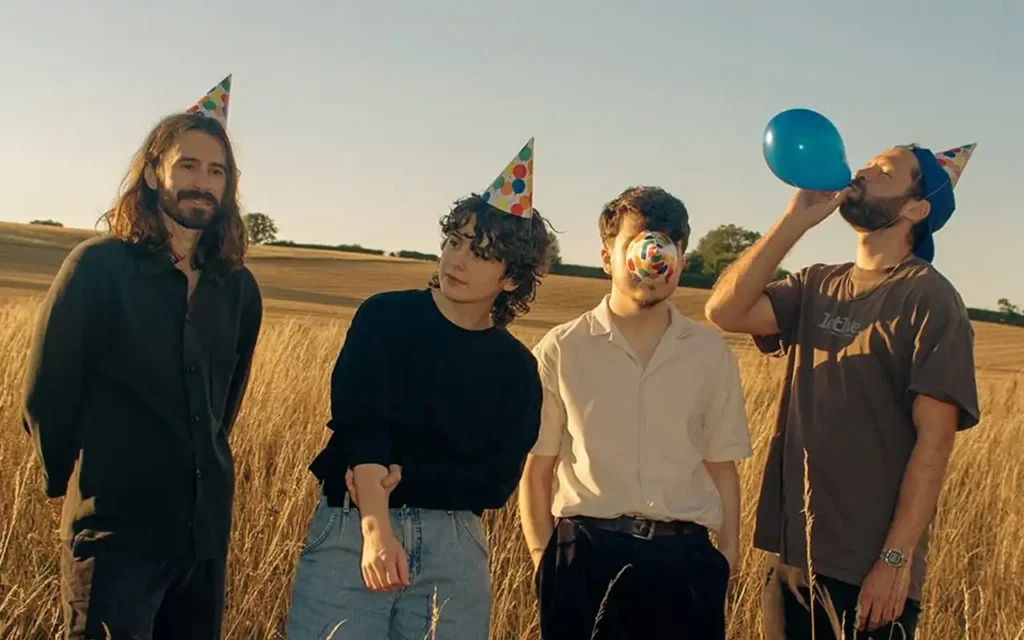 Low Girl - Overgrown [Single]