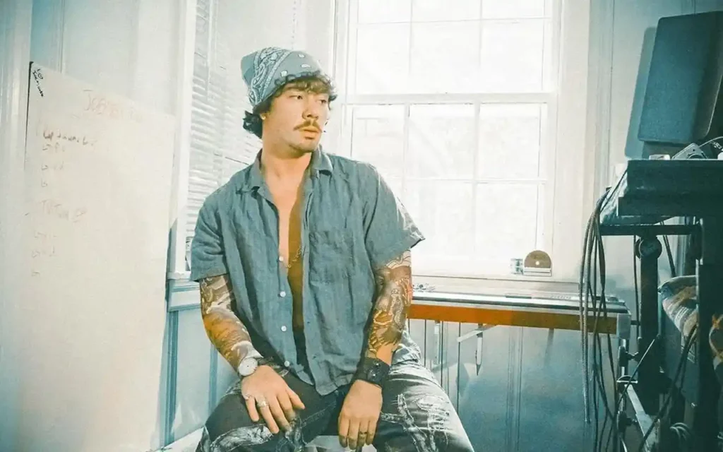 Ornate - Georgia Pine [Single]