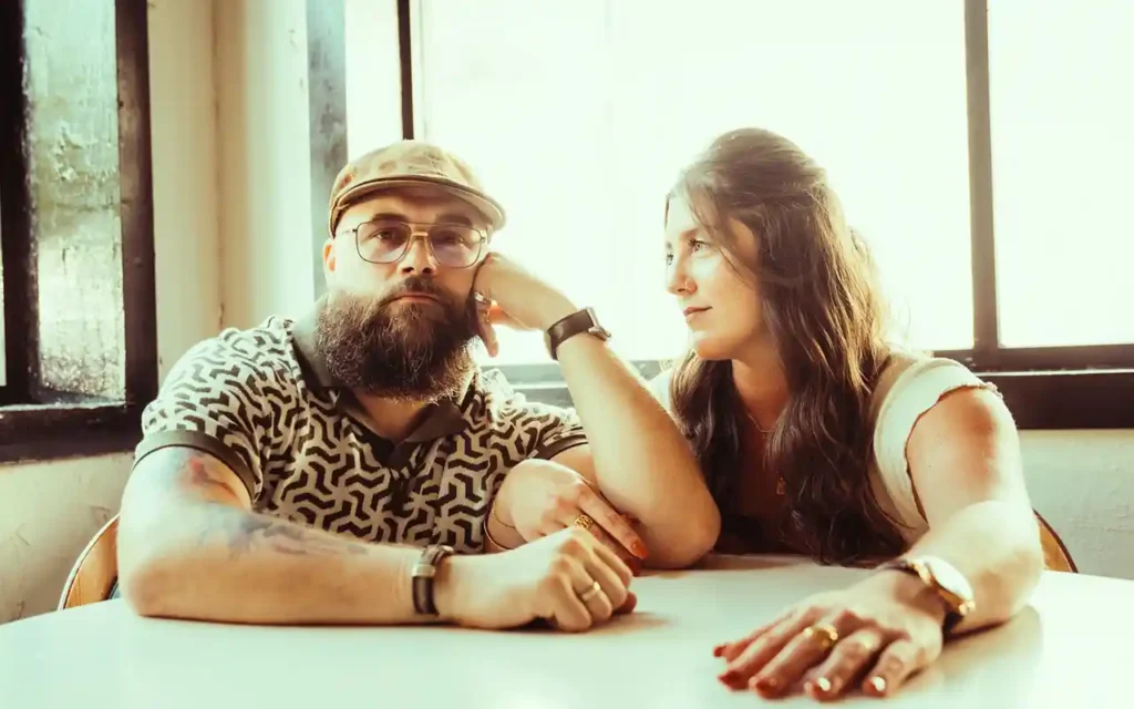 Thistle & Oak - Love Me Like You Lost Me [Video]