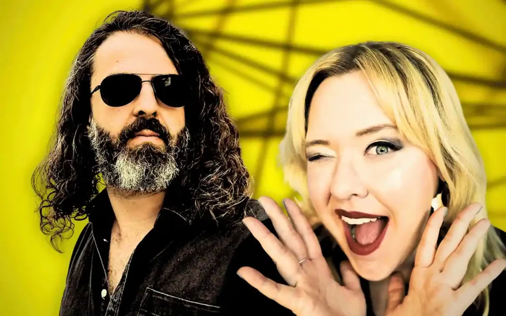 Avistortion - Stranger No More [Single]