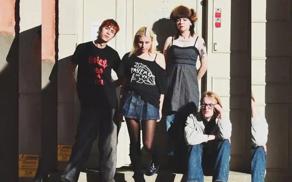 Clutter - Superstar [Single]