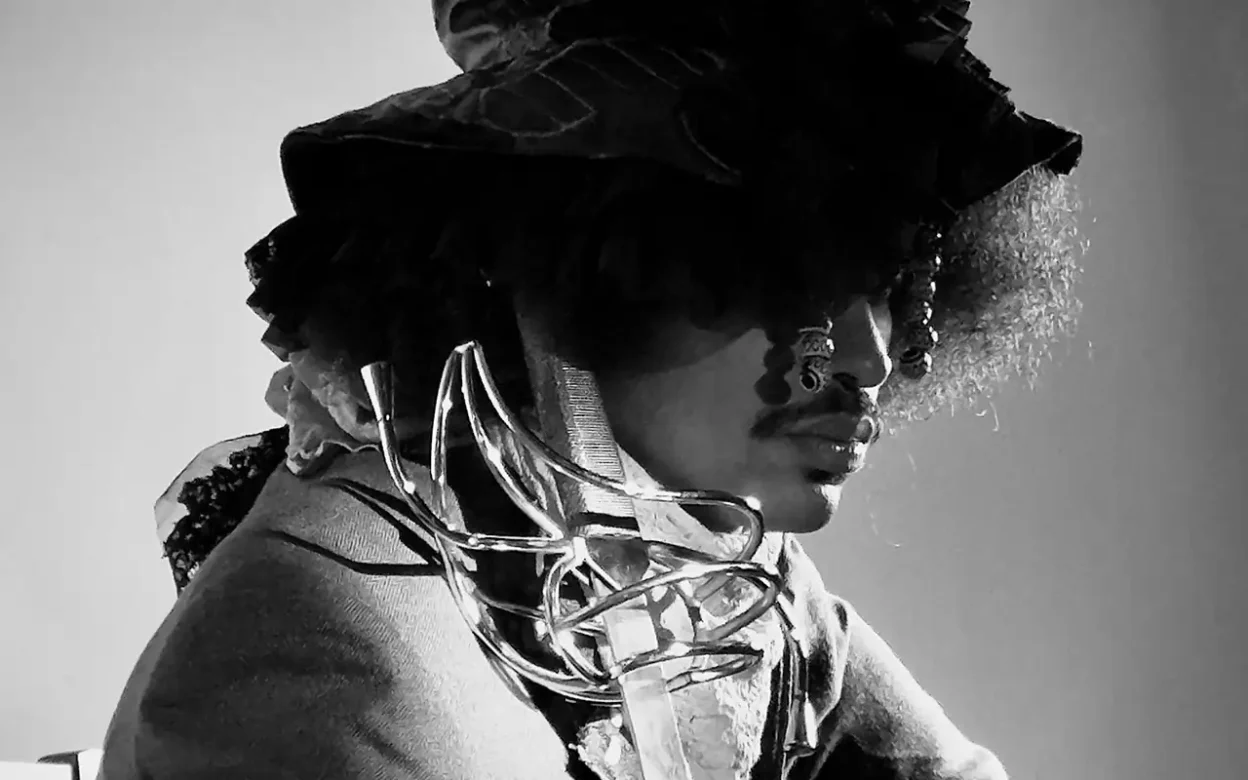 Devantier Rain - PARALYZE [Video]