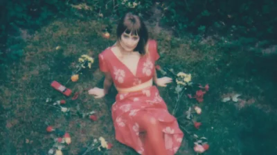 Emma Elisabeth - Swan Song [Video]