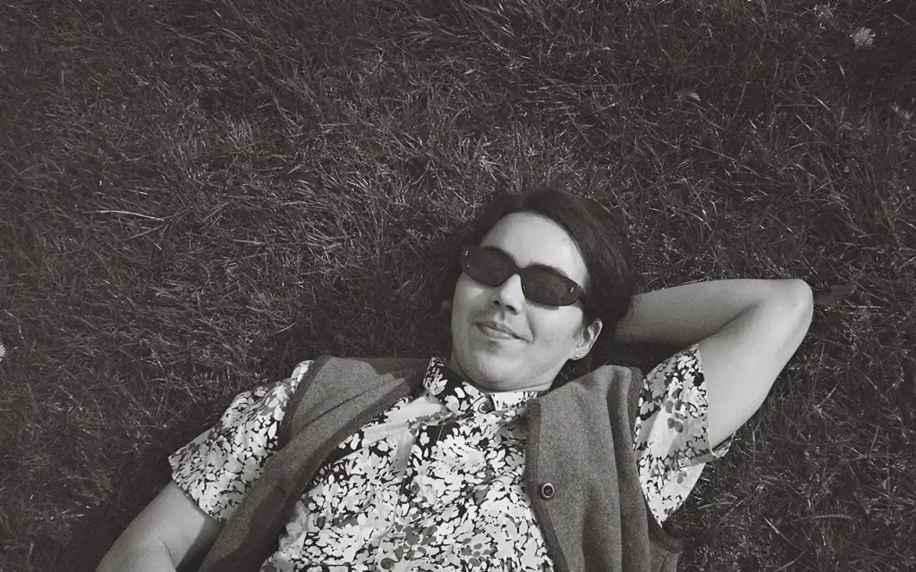 Enla Arboleda - Keep You Close [Video]