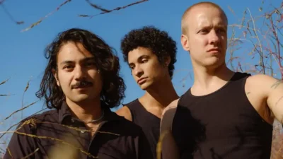 Coast Red - 3 Words [Single]