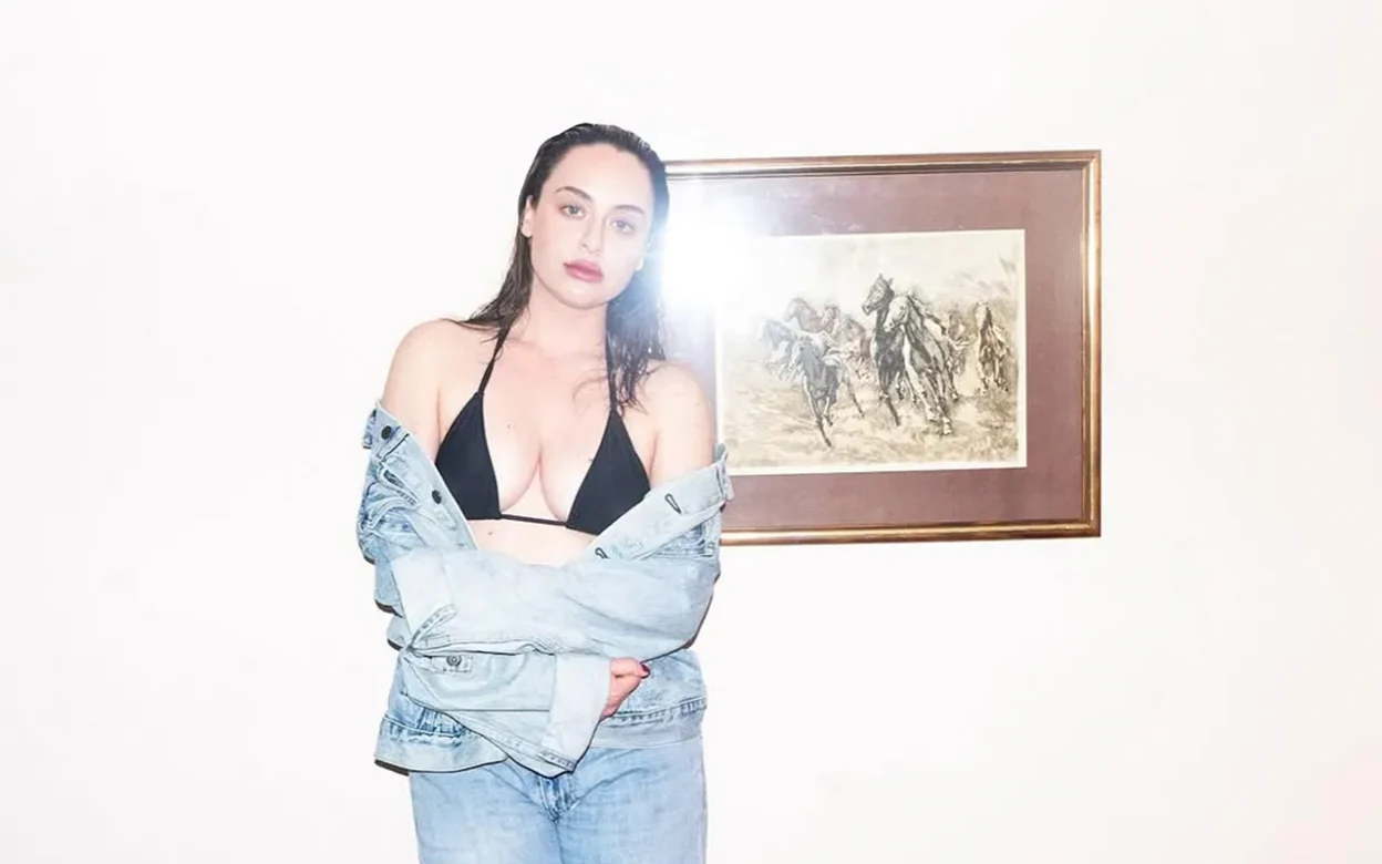 Girl Wilde - kiss me more [Single]