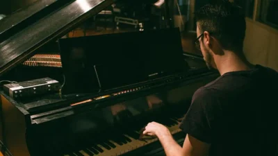 House Gale - Keep [Single]