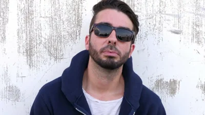 Maffmatix and Tia - See Me [Single]