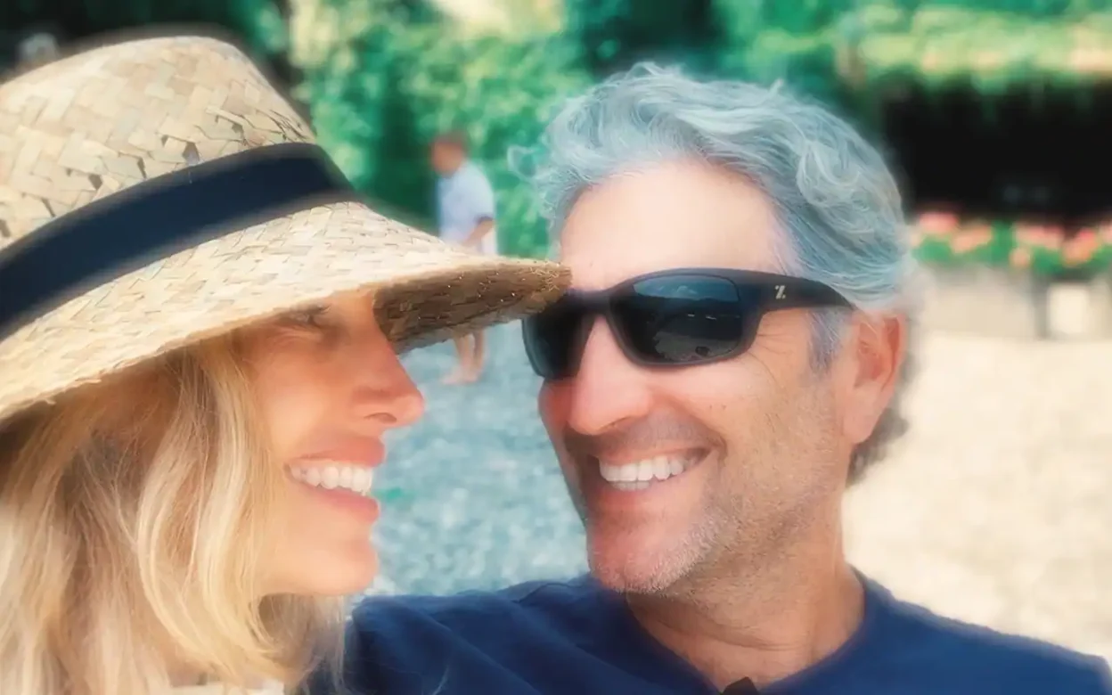 Robyn Bernstein ft. Faith White - Summer Love [Single]