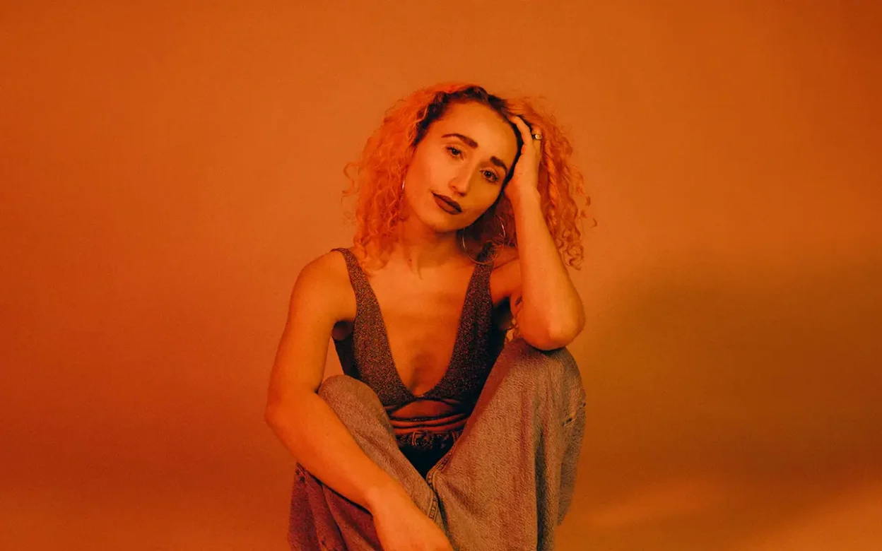 Teeya Lamée - granny sunday walk [Single]