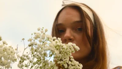 Vanessa Arnolds - What's the price [Single]