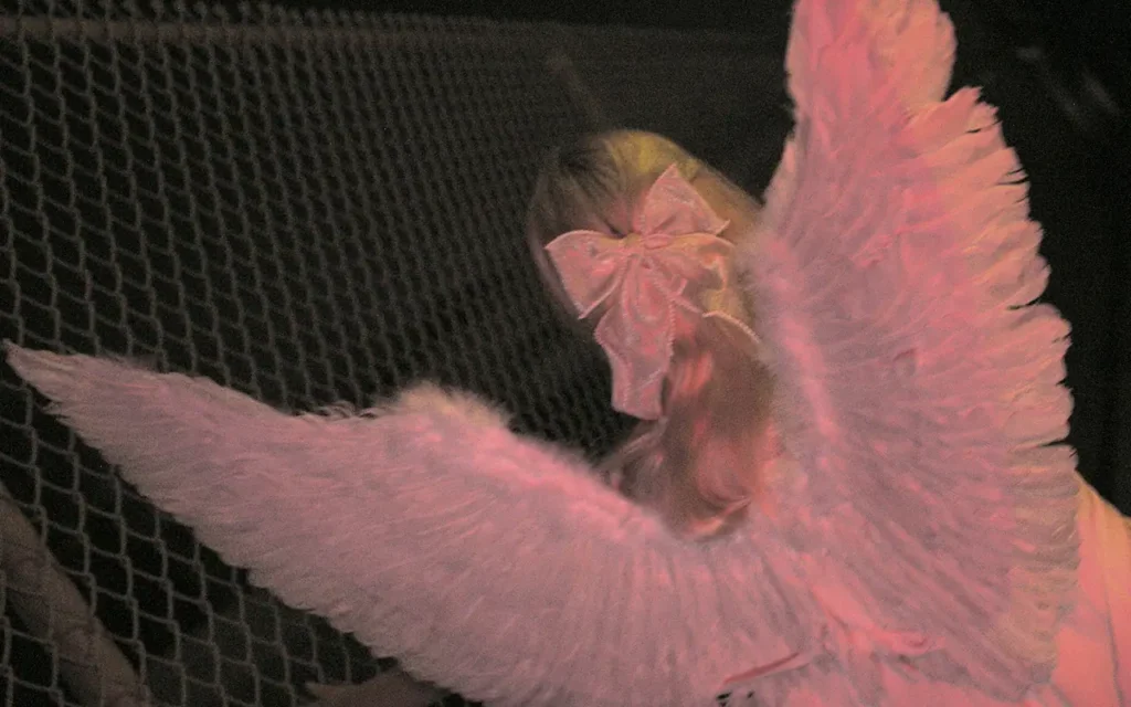 soft siren - Low [Single]