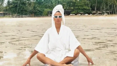 Adi Oasis - Stuck in My Head [Single]