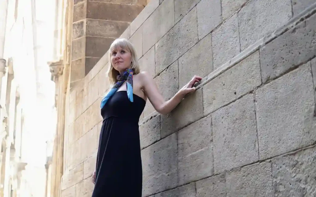 Anna Elizabeth Laube - Waitin' On You (Acoustic) [Single]