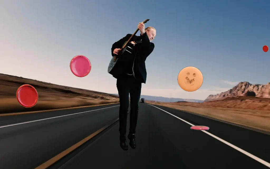 Arn-Identified Flying Objects And Alien Friends - The Crow [Single]