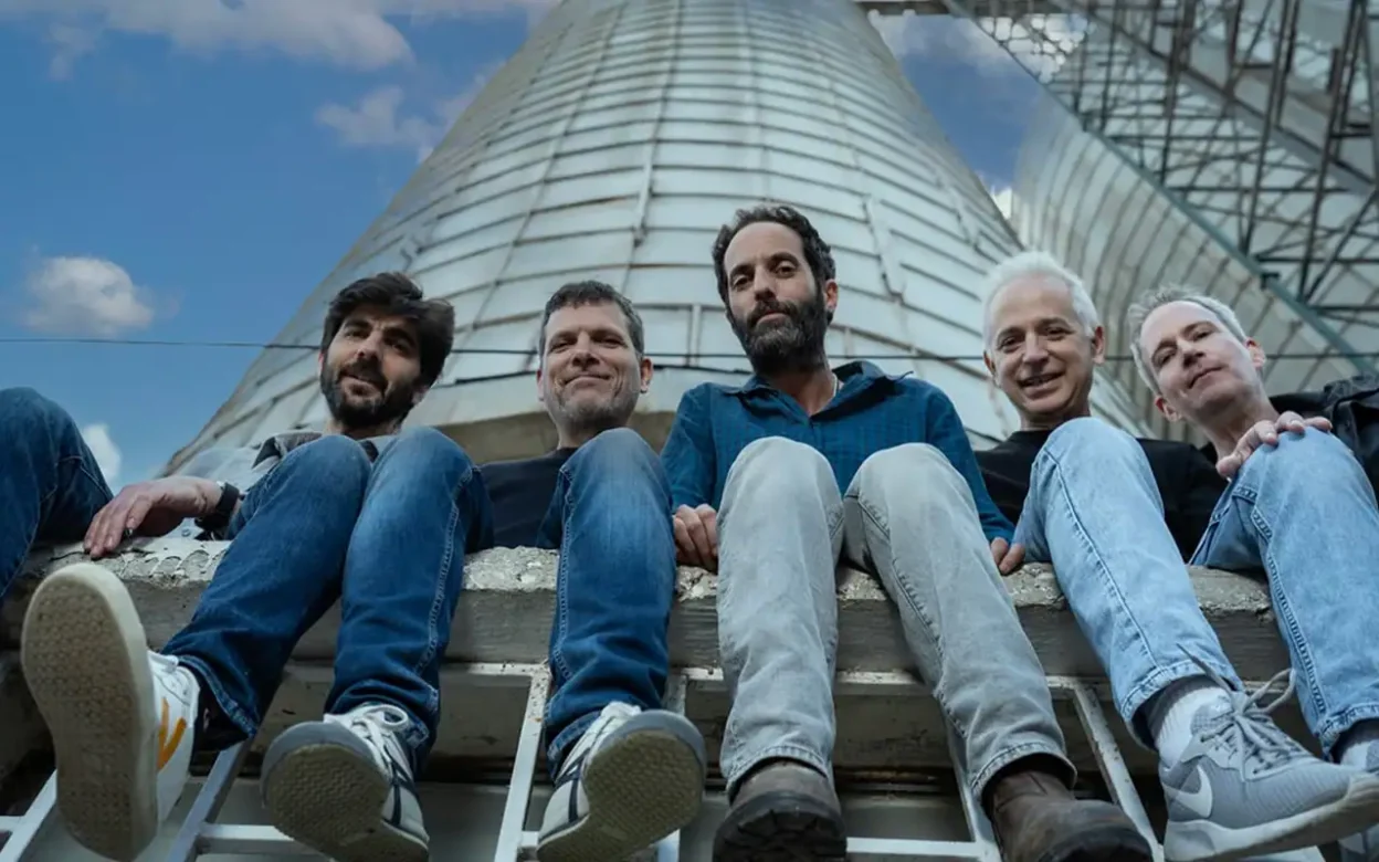 Burton Badman - Undercurrents [Single]