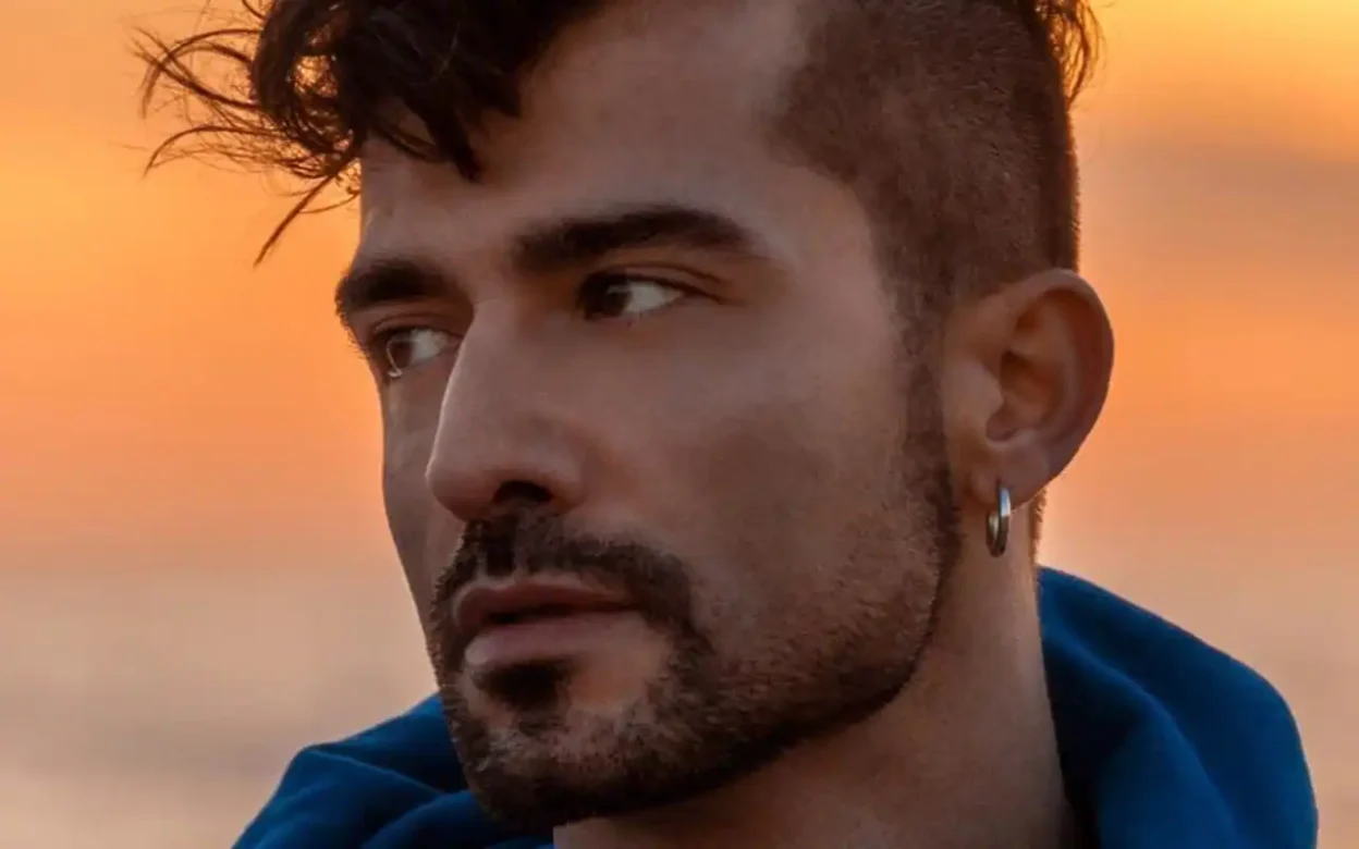 Daniele Odasso - Living In Between [Single]