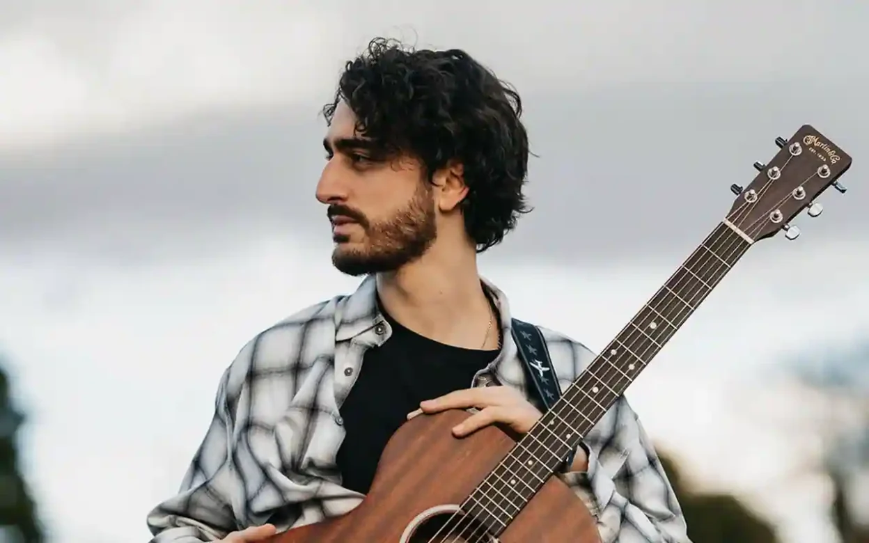 GIO DARA - Be Mine (Acoustic Version) [Single]