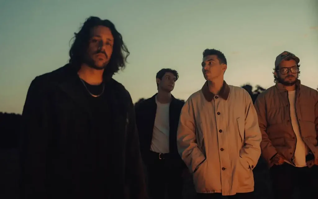 Grayscale and Cassadee Pope - Painting Over You [Video]