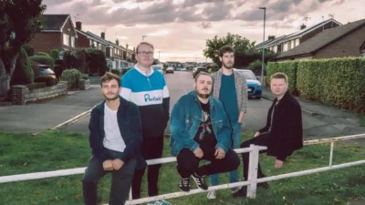 The Casbahs - Different Way Home [Single]