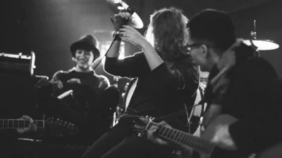 The Iddy Biddies - The World Inside [Album Review]