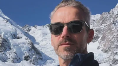 Timothy and the Apocalypse - Just For A Moment [Single]