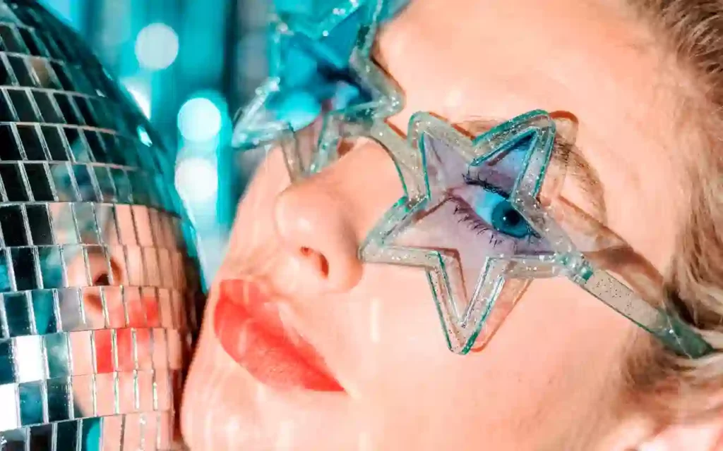 Mindy Gledhill - Paint Your Lips Red [Single]