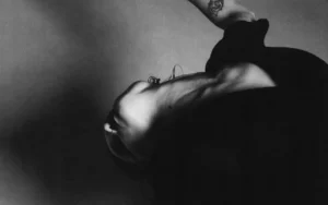 Molly Mogul - Run [Single]