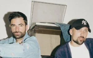 Synapson ft. Bomel and Jade Mansion - Hors du Temps [Single]