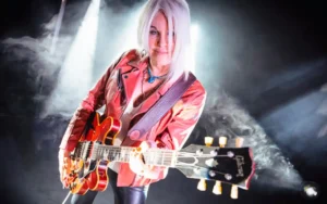 Sarah James - Better Than This [Single]