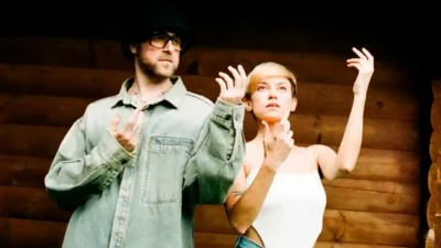 Sasha & The Bear - Air [Single]